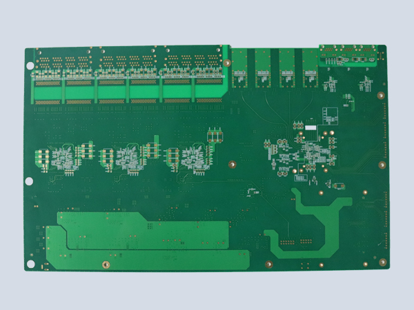 高多层PCB线路板如何过孔？
